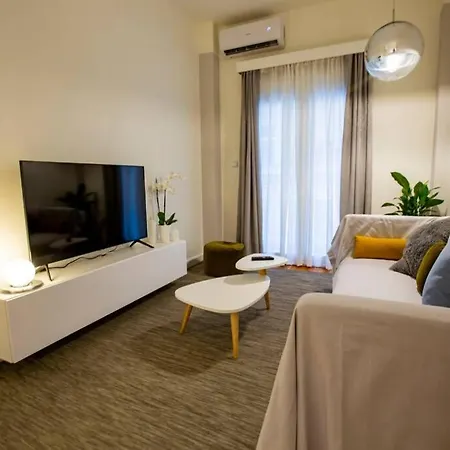 Minimal Chic In Apartment *